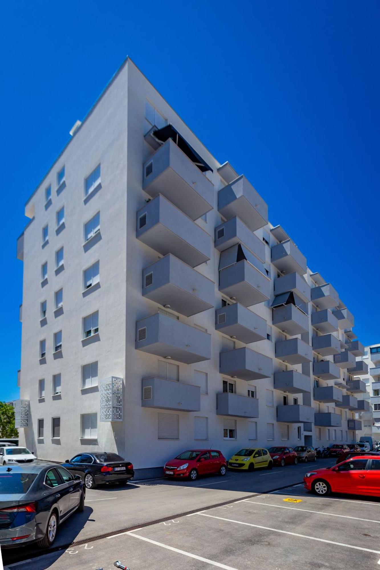 Campanula Apartment With Balcony زادار المظهر الخارجي الصورة